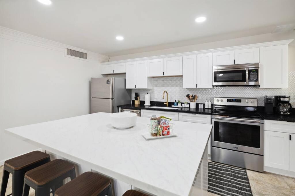 Home 8 Minutes To Old Town Scottsdale Ngoại thất bức ảnh